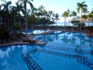 Pool with views to the beach
